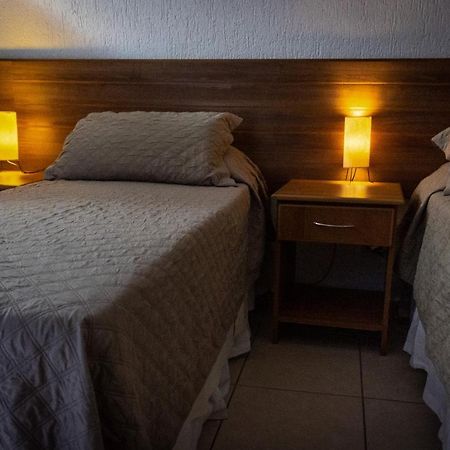 סאו פאולו Hotel Pousada Bonita - 150M Metro Paraiso E 1Km Do Inicio Av Paulista מראה חיצוני תמונה