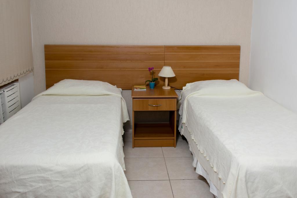סאו פאולו Hotel Pousada Bonita - 150M Metro Paraiso E 1Km Do Inicio Av Paulista מראה חיצוני תמונה