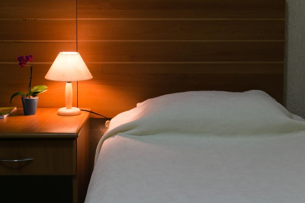 סאו פאולו Hotel Pousada Bonita - 150M Metro Paraiso E 1Km Do Inicio Av Paulista מראה חיצוני תמונה